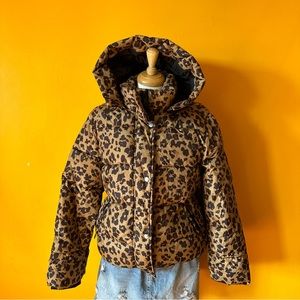 GAP Upcycled Midweight Leopard Winter Puffer Jacker - Medium